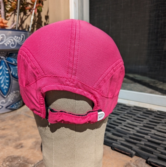 Nike hat - Picture 4 of 5